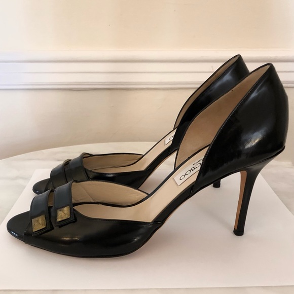 Beautiful Jimmy Choo heel, black patent with gold accents. Size 38.5 - Picture 1 of 5